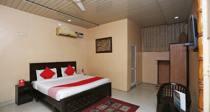 Hotel O Madhur Regency Room Type - Deluxe