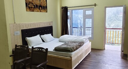 Raj Homestay Room Type - Super Deluxe Room