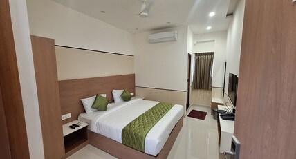 RNA RESIDENCY Room Type - Executive Room RNA RESIDENCY Room Type - Executive Room
