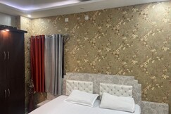 Shanti Apartment Mahmoorganj