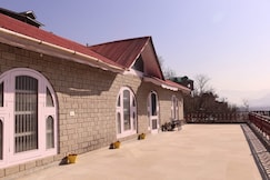 Malti Guest House