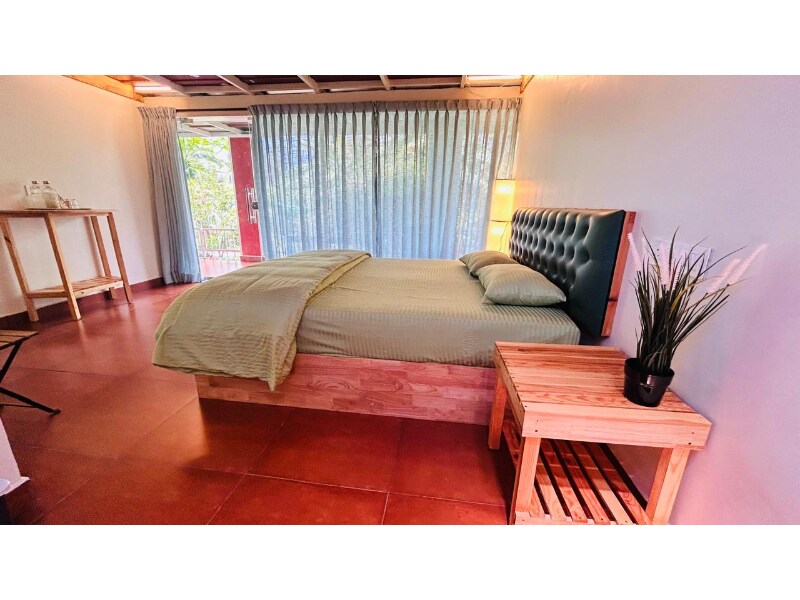 Misty Maragodu - Tap to explore photos