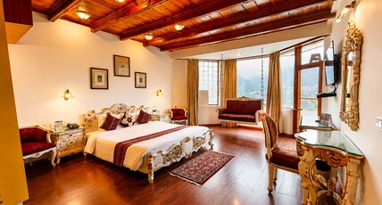 Manuallaya The Resort Spa in the Himalayas Room Type - Royal Valley View Suite with King Bed | Balcony | Bathtub Manuallaya The Resort Spa in the Himalayas Room Type - Royal Valley View Suite with King Bed | Balcony | Bathtub