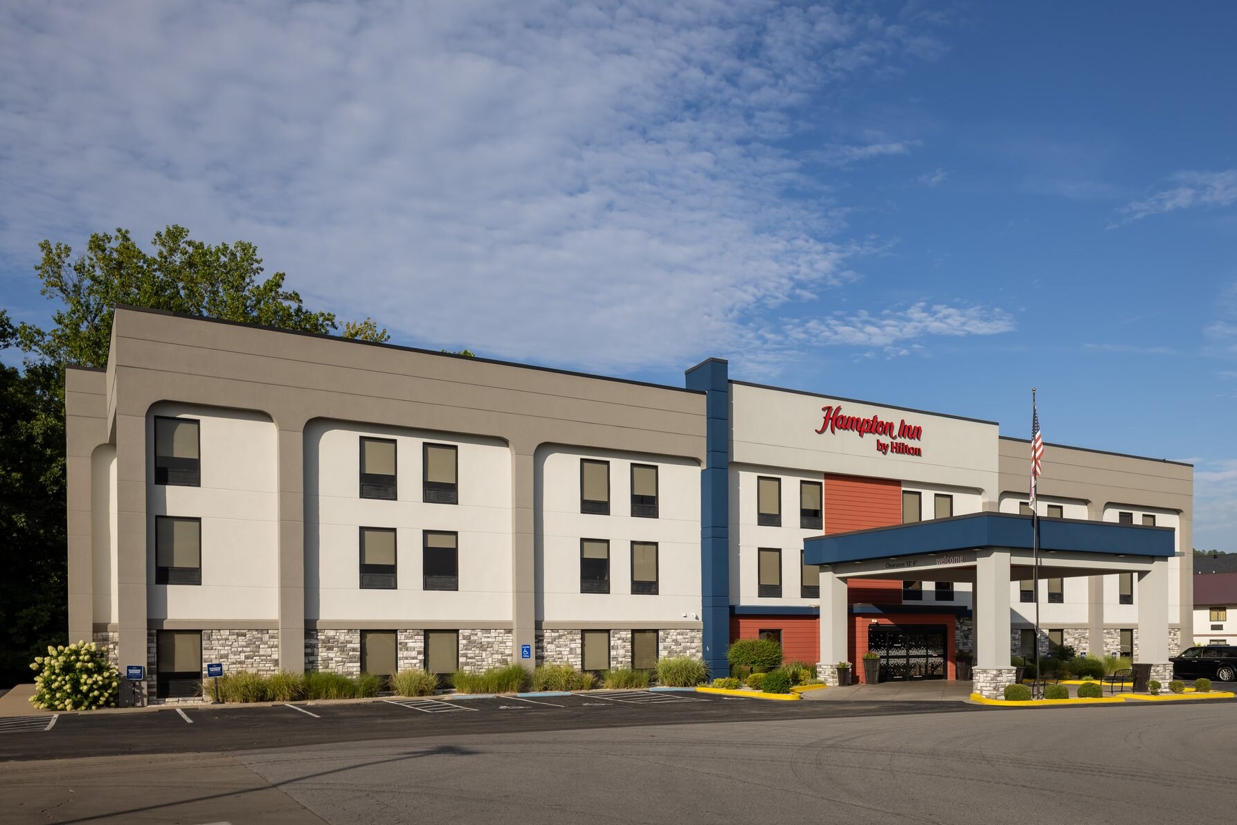 Hampton Inn Carrollton - Tap to explore photos
