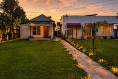 The Lagoon - 3BK Private Pool and Garden Villa