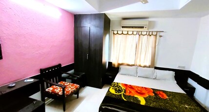 STAYMAKER Chakra Nayan Tara Sonu Inn Room Type - Standard Double AC