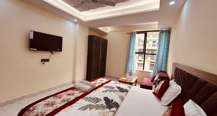Hotel Urvashi - Banquet Hall Property, Srinagar Room Type - Premium AC Room