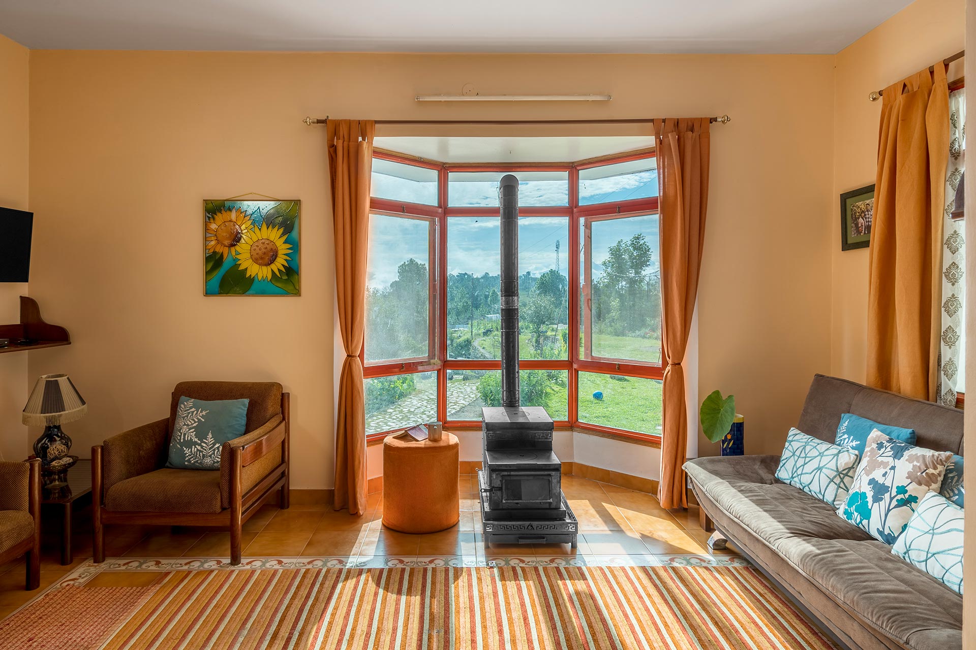 StayVista | Sunshine Estate 2 BHK Villa - Tap to explore photos