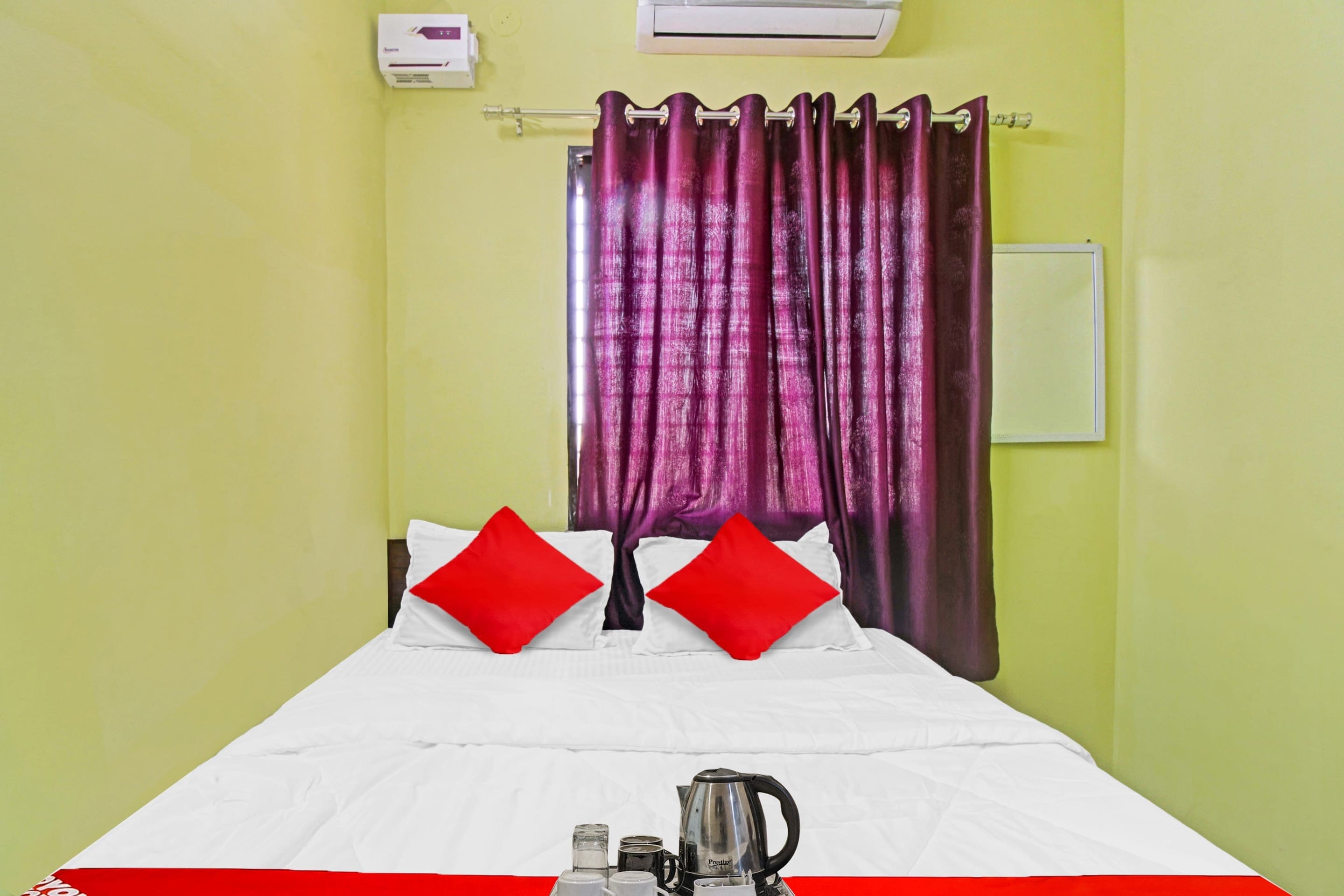 Hotel O Manjiri Restaurant & Lodging - Tap to explore photos