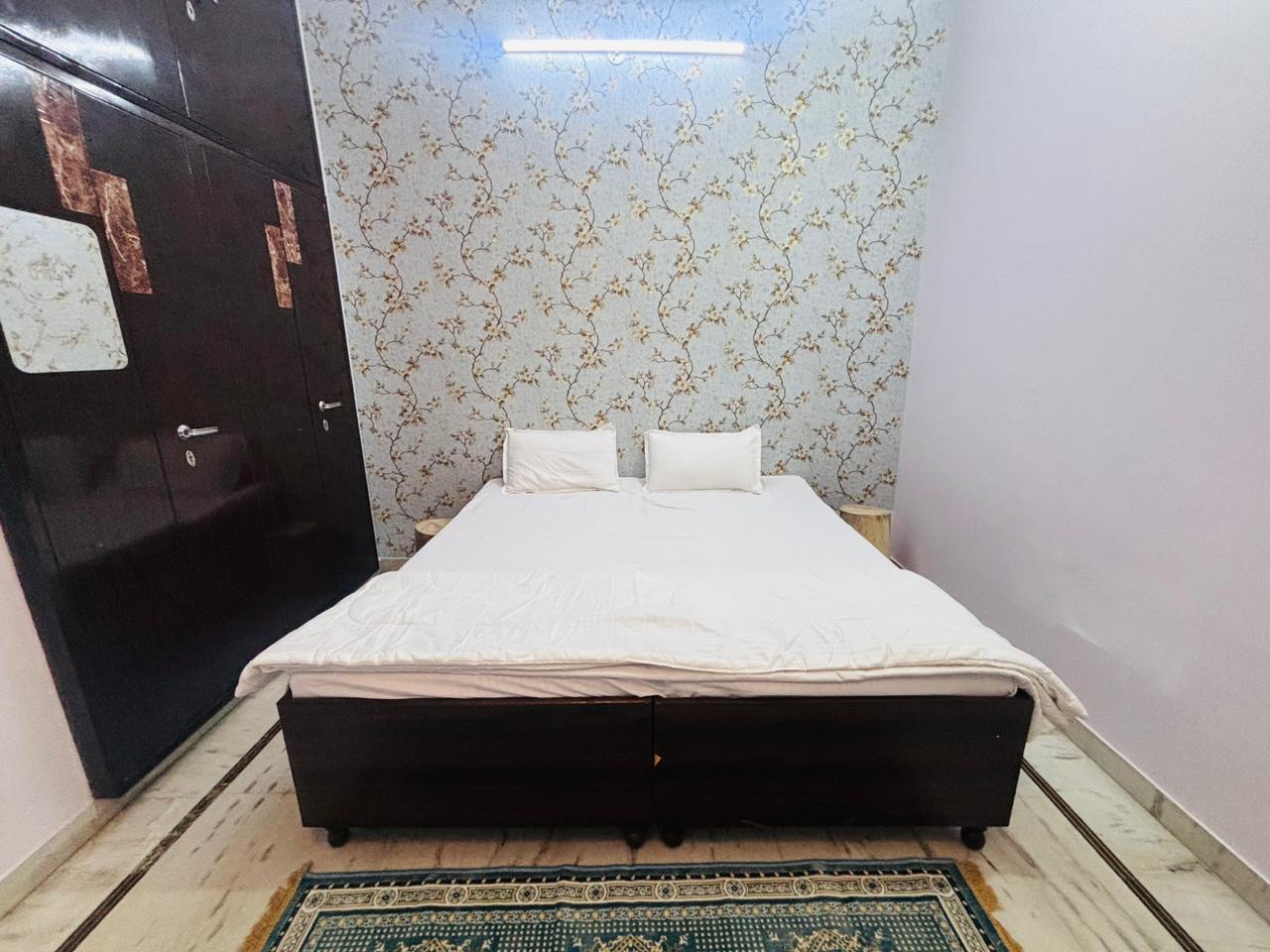 Cozy 2BHK comfort in vidhyadhar nagar jaipur - Tap to explore photos