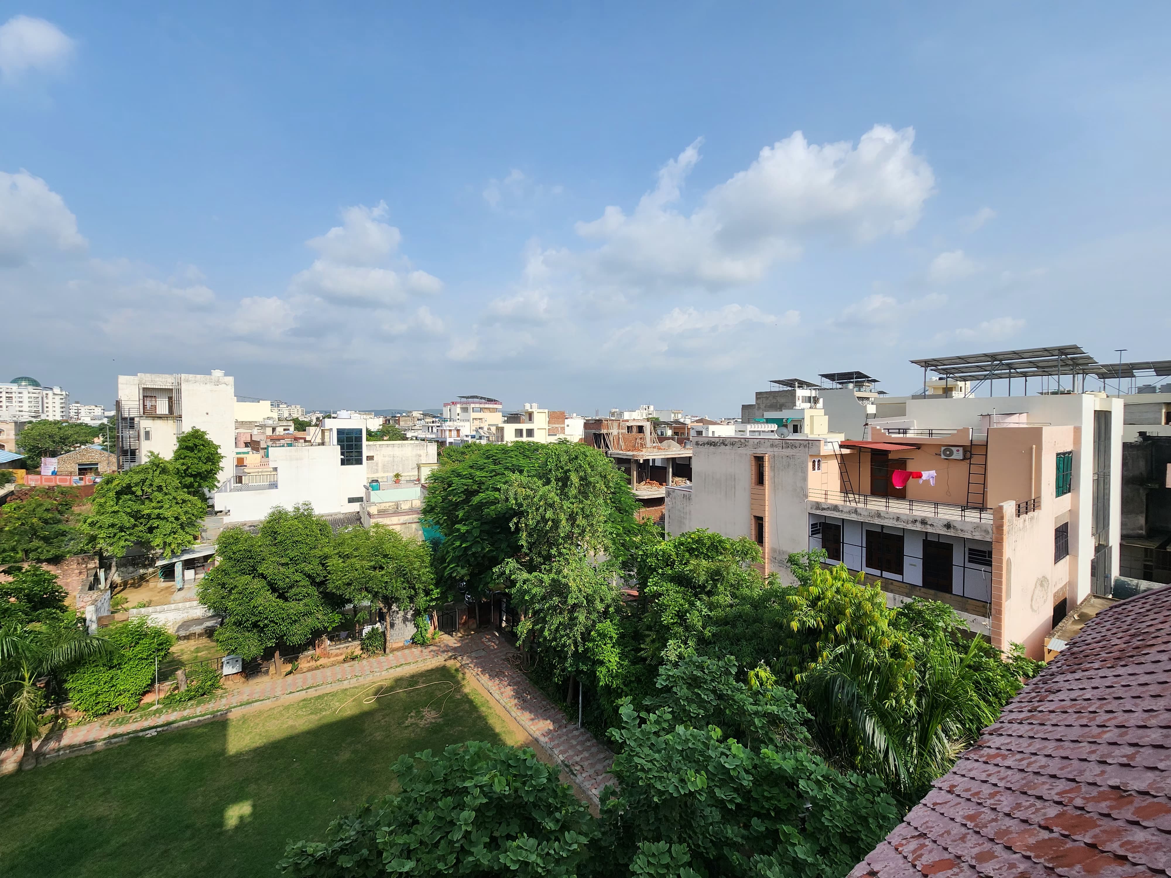 Jaipur Homestay Hawasadak - Tap to explore photos