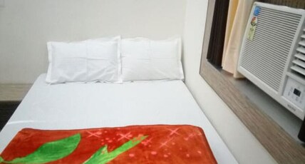 Sidharth Paying Guest house Room Type - AC Room