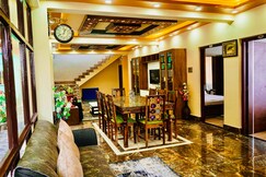 Royal Retreat Homestay