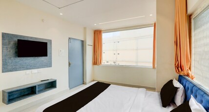 Super Hotel O Vemulawada Temple Formerly Kamakshi Bliss Room Type - Deluxe with Balcony