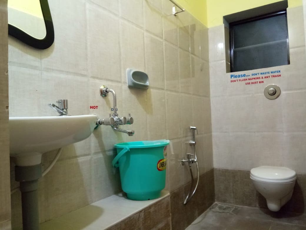 Gokarna City Stay Rooms - Tap to explore photos