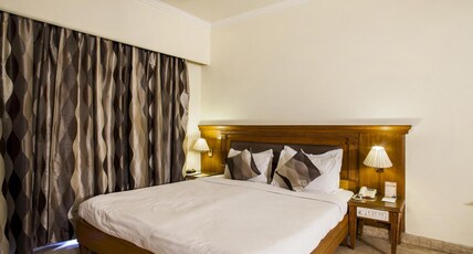 Hotel Om Tower & Revolving Restaurant Room Type - Theme Suite Room