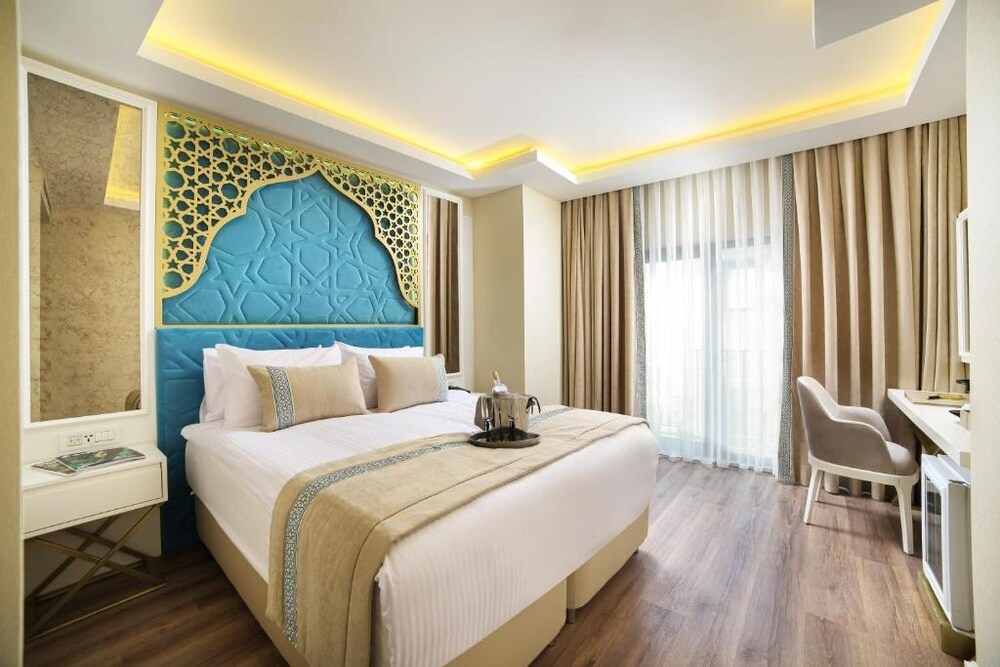 Great Fortune Design Hotel - Tap to explore photos