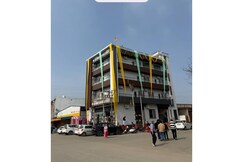 Hotel White Castle IMT Kharkhoda