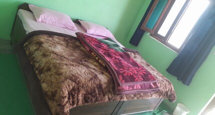 Hilltophomestay Sari Chopta Room Type - Bedroom 3