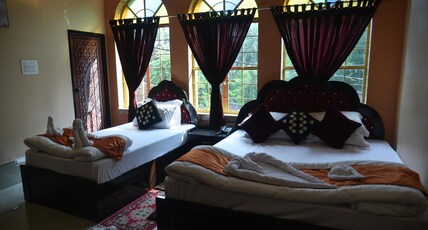 Hazarduari Residency Room Type - Deluxe Triple Bed Room
