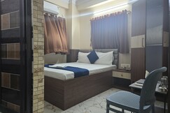 HOTEL FAB INTERNATIONAL