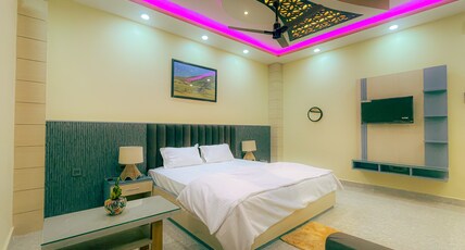 HOTEL BLUE BIRD Room Type - DOUBLE ROOM