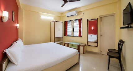 HOTEL MIRA INTERNATIONAL Room Type - Deluxe Double AC Room HOTEL MIRA INTERNATIONAL Room Type - Deluxe Double AC Room