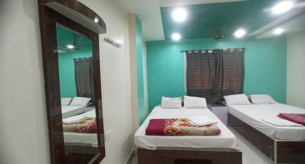 HOTEL MANSAROVAR Room Type - Non AC Double Beds