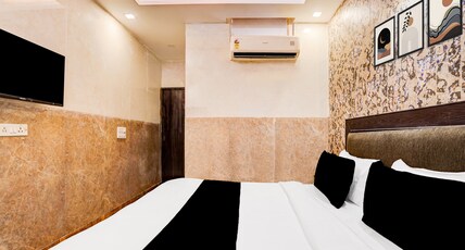 Collection O Kalka Ji Formerly Hotel Gera Room Type - Classic