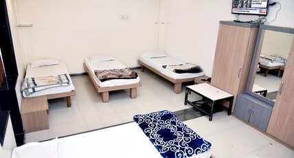 Hotel Shiv Parvati Room Type - Family  Room
