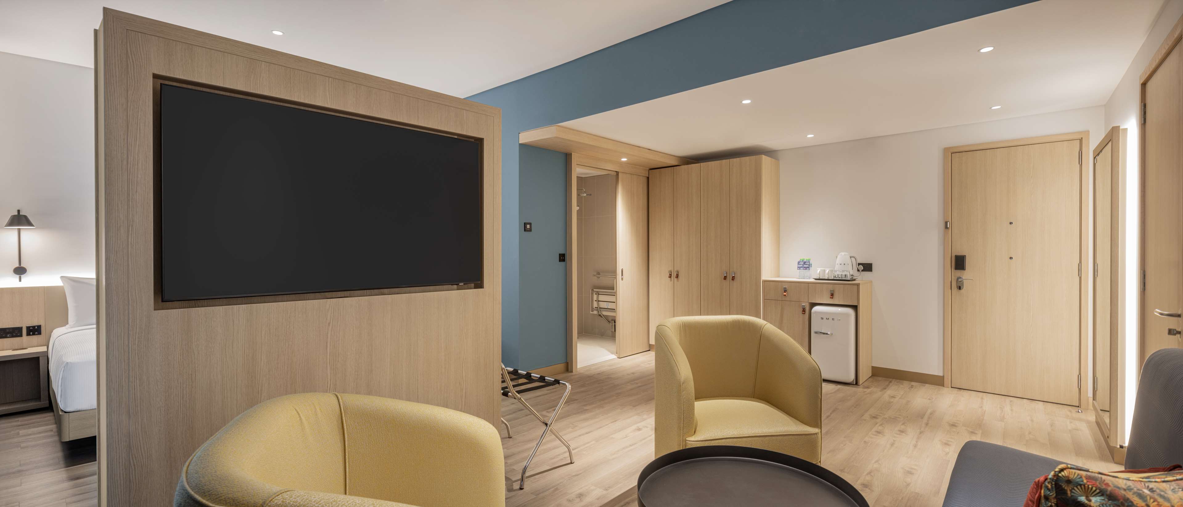 Hampton by Hilton Kuwait Salmiya - Tap to explore photos