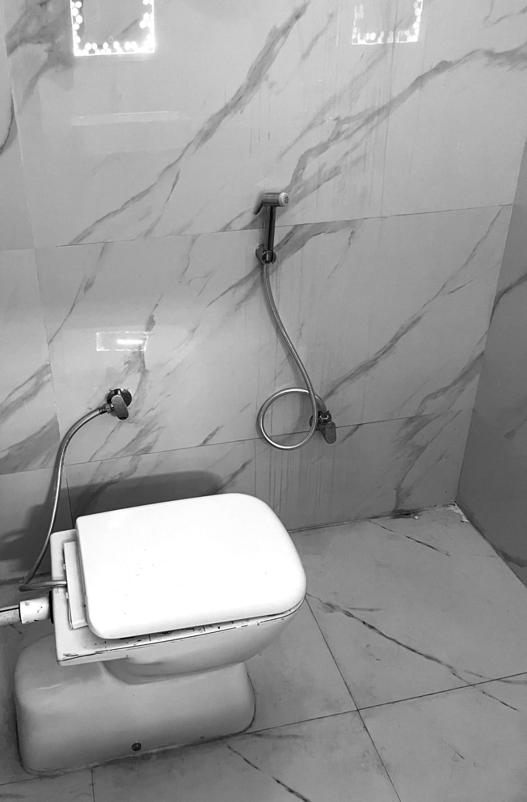 Phoenix Regency - Tap to explore photos