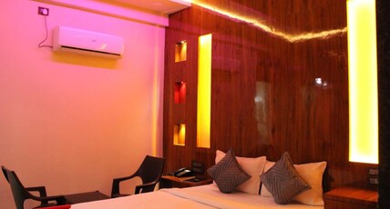Walstars Castle View  Grand Resort Room Type - Executive Room AC