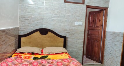 Mehdudia GuestHouse Room Type - Small Double Bed (4.5feet wide) Mehdudia GuestHouse Room Type - Small Double Bed (4.5feet wide)