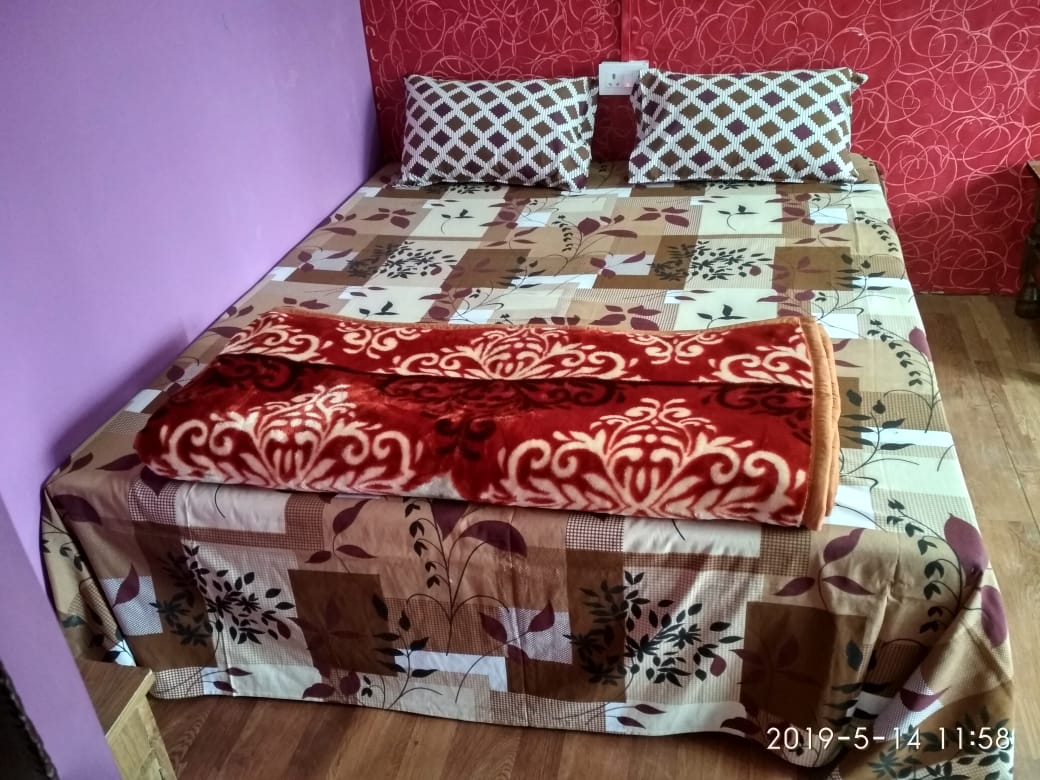 HIMSHIKHAR - Tap to explore photos