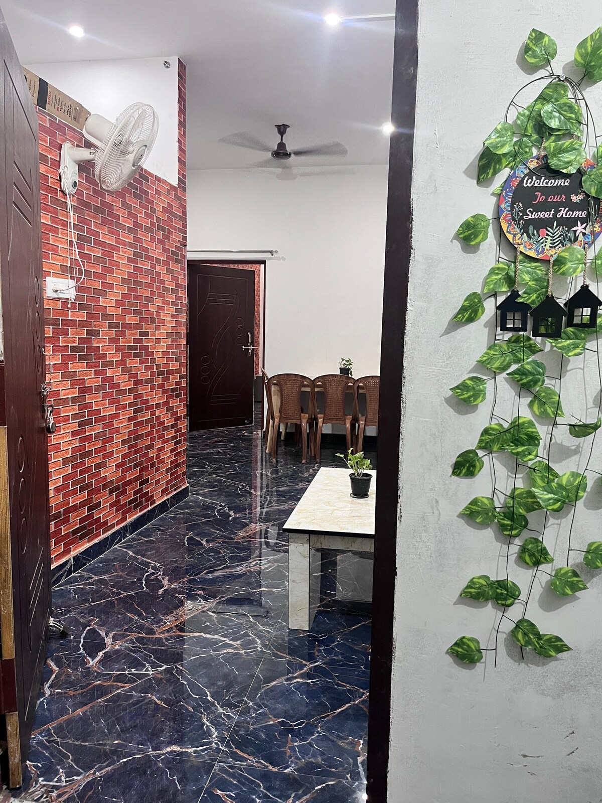 Paradise Homestay | Entire Apartment - Tap to explore photos