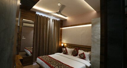 Rashmi Guest House (A Place On River) Room Type - Premium Deluxe Room Rashmi Guest House (A Place On River) Room Type - Premium Deluxe Room