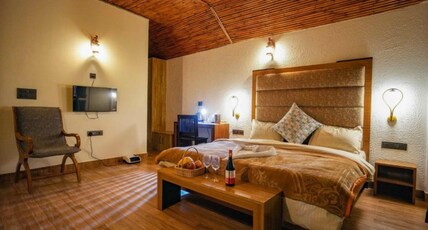 DHARA THE HIMALIYAN PARADISE Room Type - Premium Room