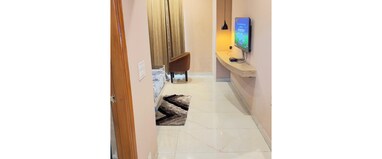 GAUTAMS MOTEL AND RESORT