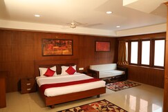 Celebrity Resort, Chennai