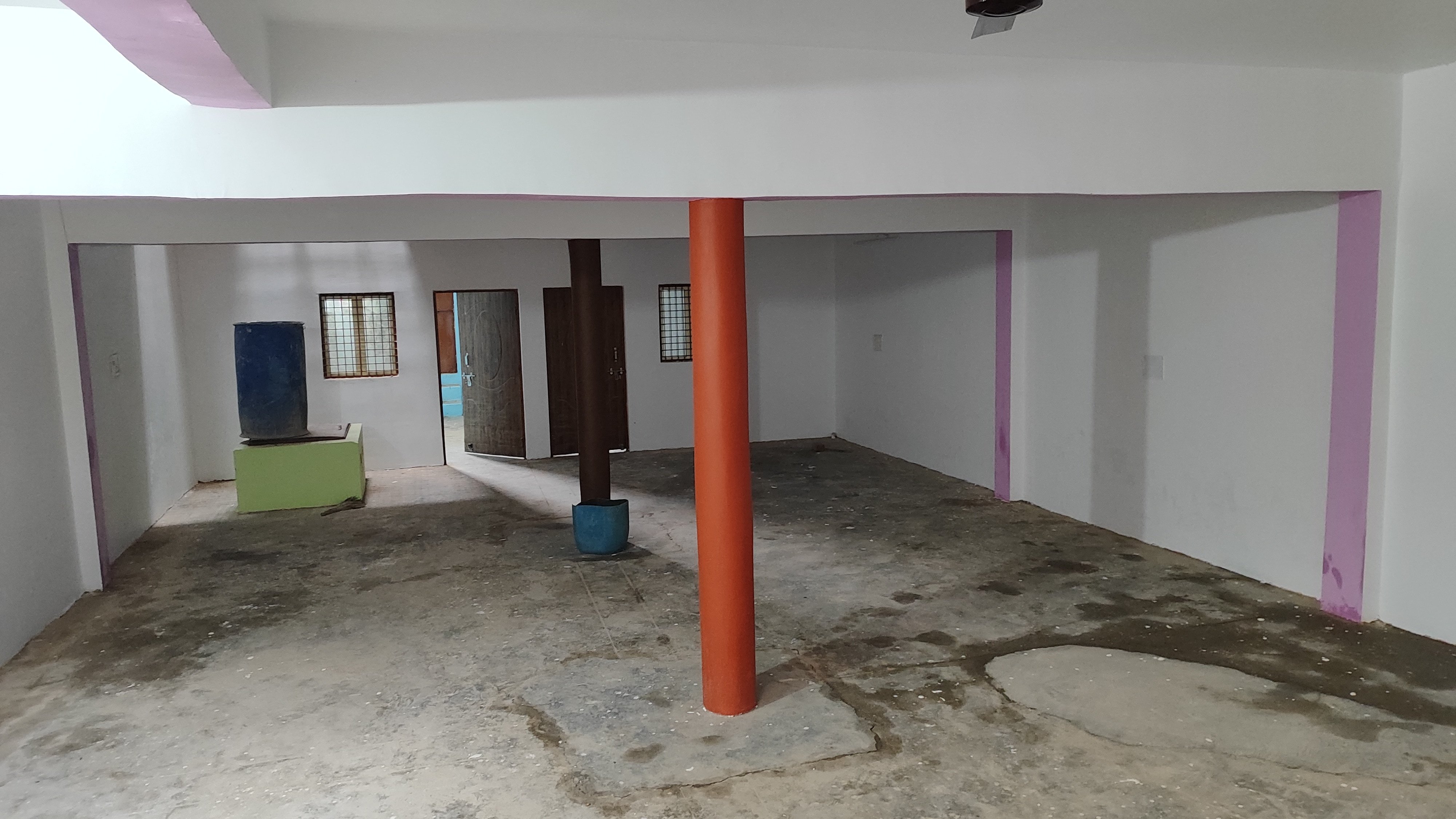 Hotel Mahakal Yogi - Tap to explore photos