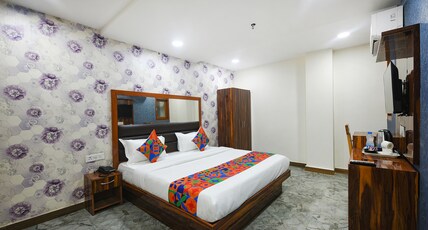 FabHotel Mona Continental - Nr. Laxmi Nagar IT Hub Room Type - Premium Room
