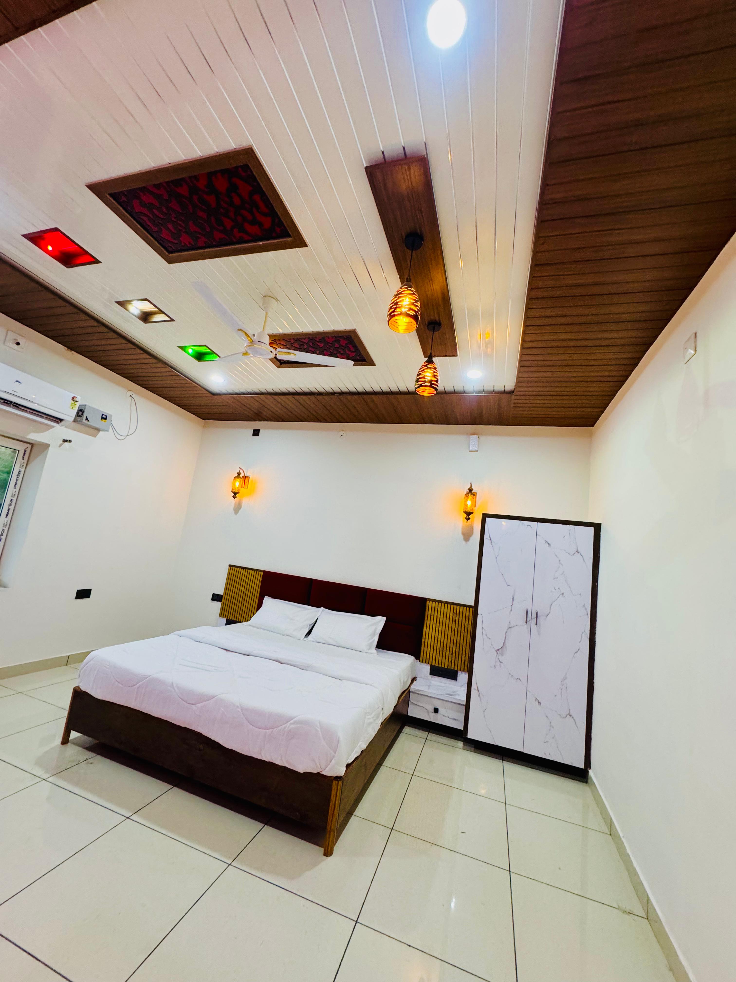 Bhagyashree Hotel - Tap to explore photos