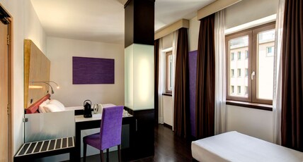 Best Western Hotel Tritone Room Type - 1 Queen And 1 Single, Superior Room, Convertible Into Two Twin Beds