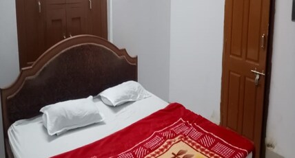 Hotel Shri Karni Palace Room Type - Deluxe Room Hotel Shri Karni Palace Room Type - Deluxe Room