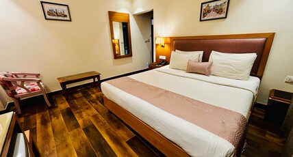 HOTEL LE SEASONS Room Type - Superior Room