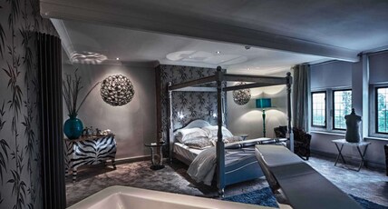 Cricklade House Hotel, Sure Hotel Collection by Best Western Room Type - Suite-1 Double Bed, Non-Smoking, Superior Room, Main Building Cricklade House Hotel, Sure Hotel Collection by Best Western Room Type - Suite-1 Double Bed, Non-Smoking, Superior Room, Main Building