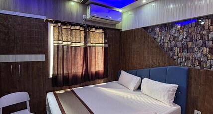 Hotel International Room Type - Premium Double Deluxe Room.