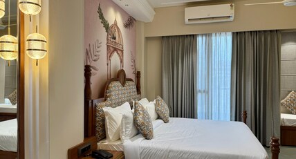 The Luxury Tiger Room Type - Premium Suite with Balcony The Luxury Tiger Room Type - Premium Suite with Balcony