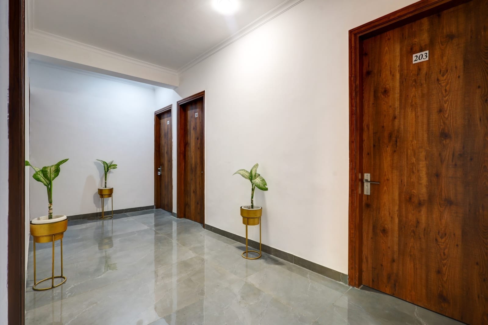 La Corporate Suite Noida - Tap to explore photos